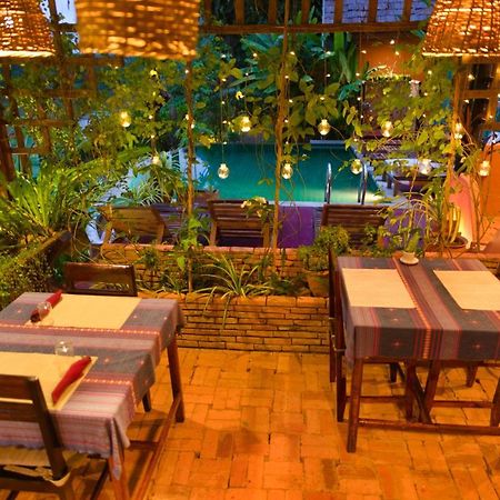 Mandala Ou Resort Nong Khiaw ภายนอก รูปภาพ