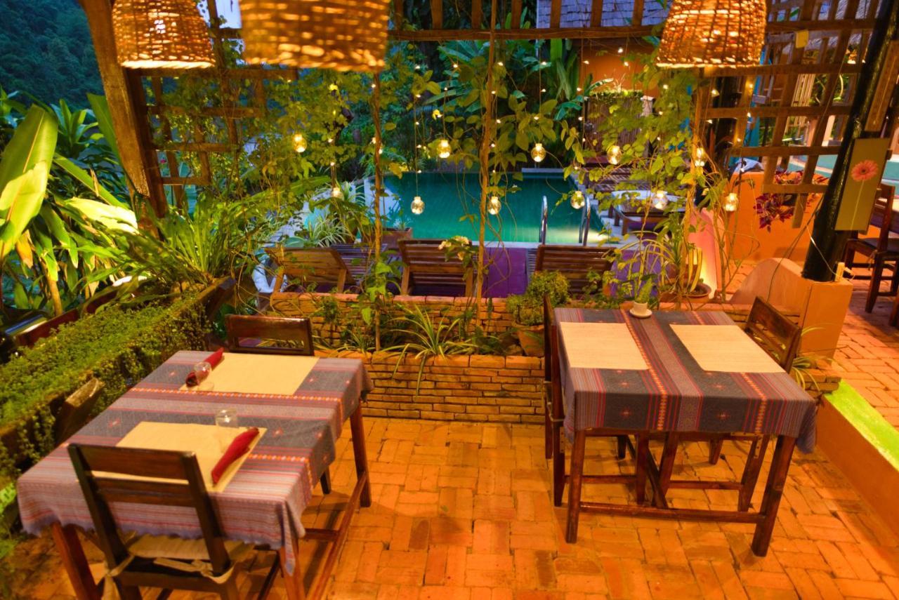 Mandala Ou Resort Nong Khiaw ภายนอก รูปภาพ