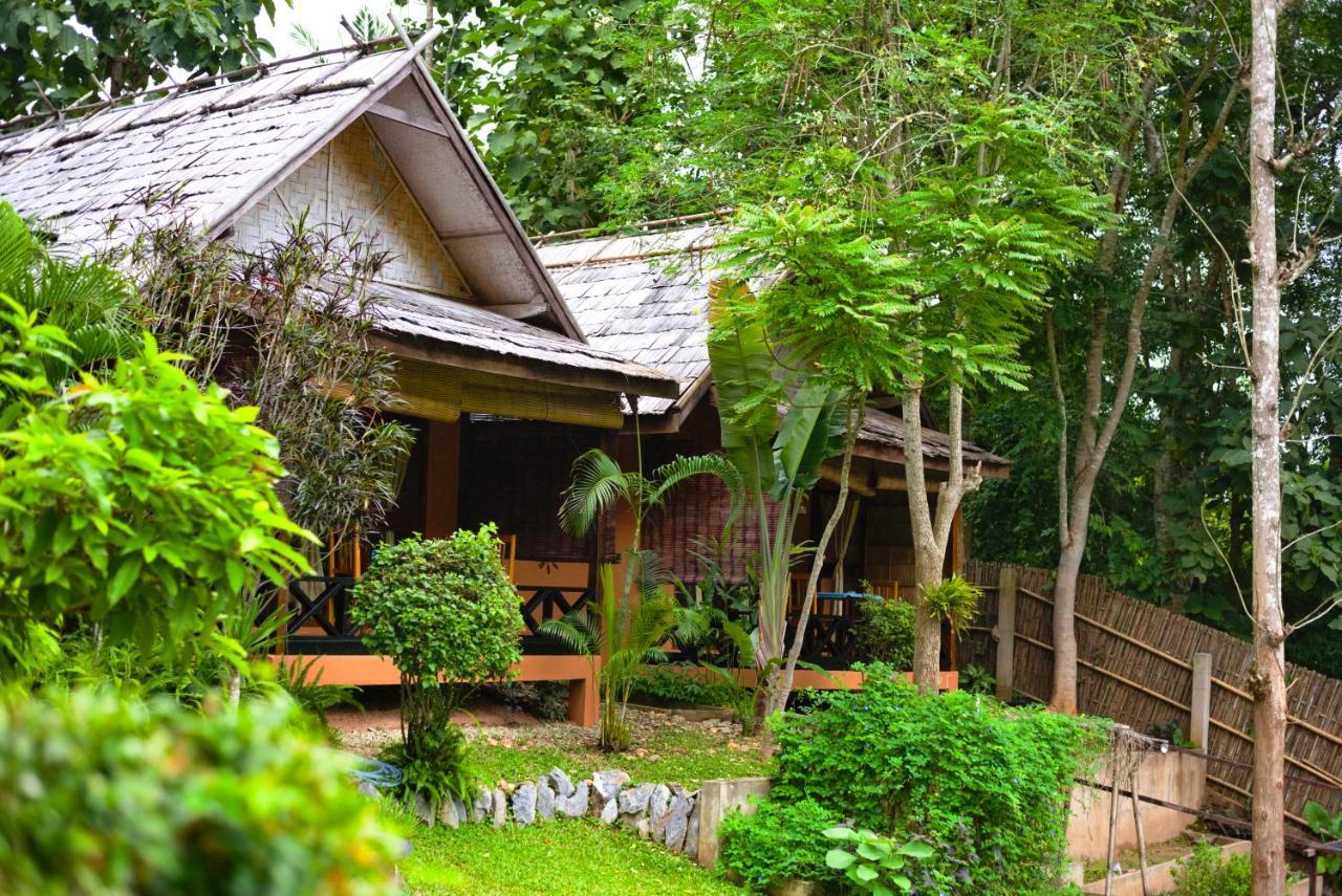 Mandala Ou Resort Nong Khiaw ภายนอก รูปภาพ