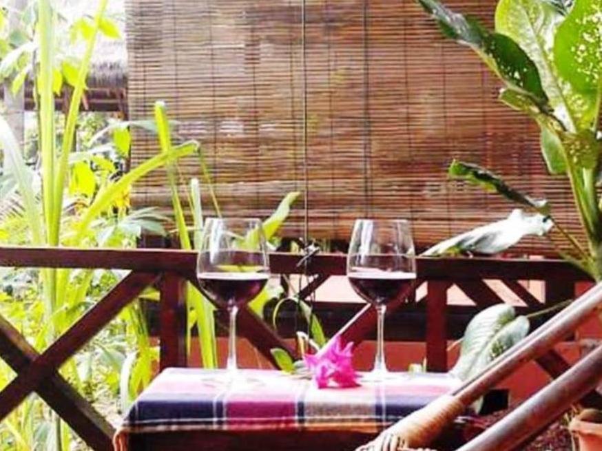 Mandala Ou Resort Nong Khiaw ภายนอก รูปภาพ